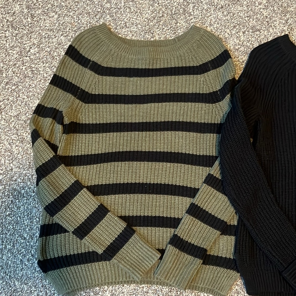 Express Sweater Bundle - image 3